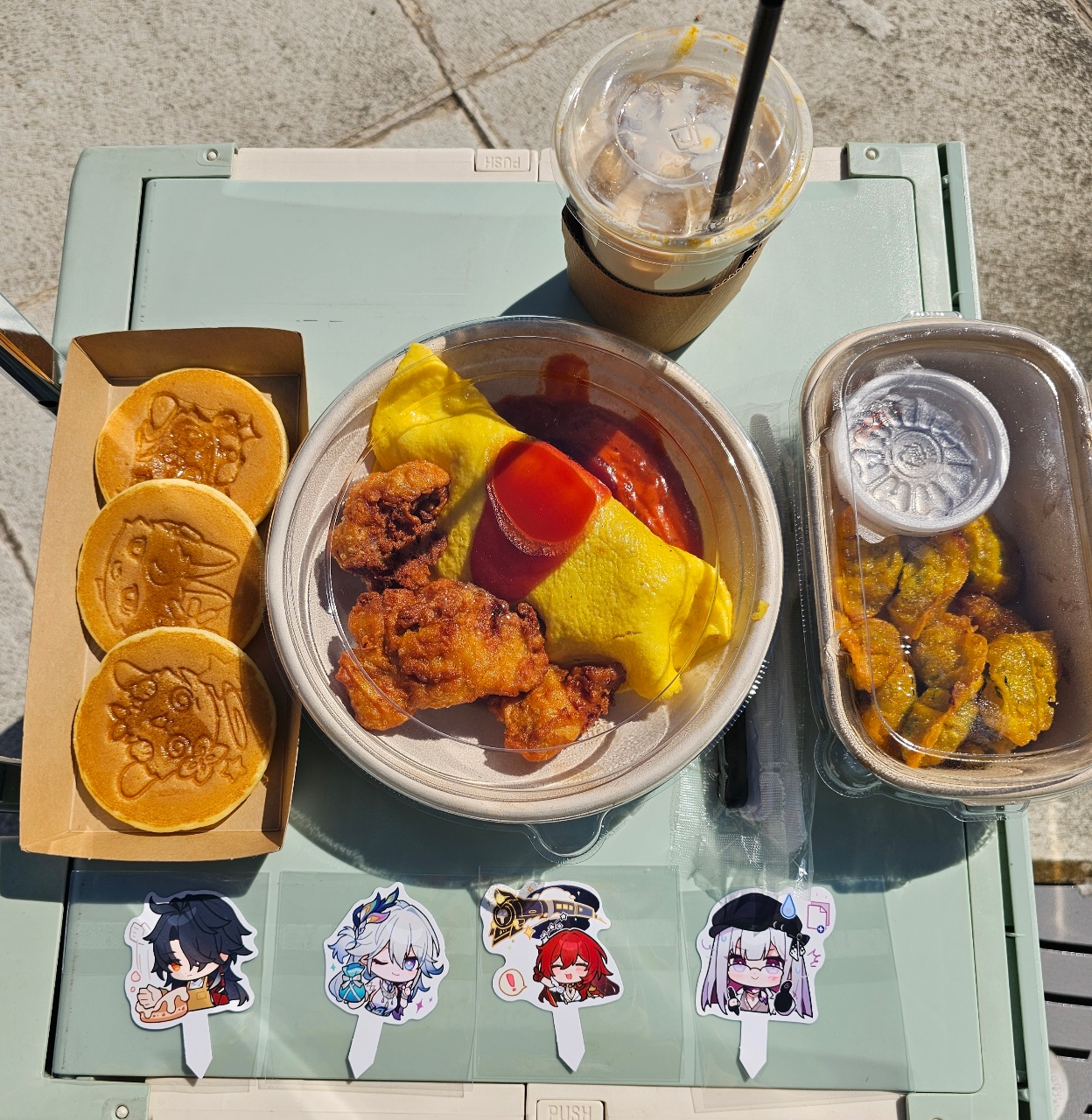 야외 행사 가서 먹은~