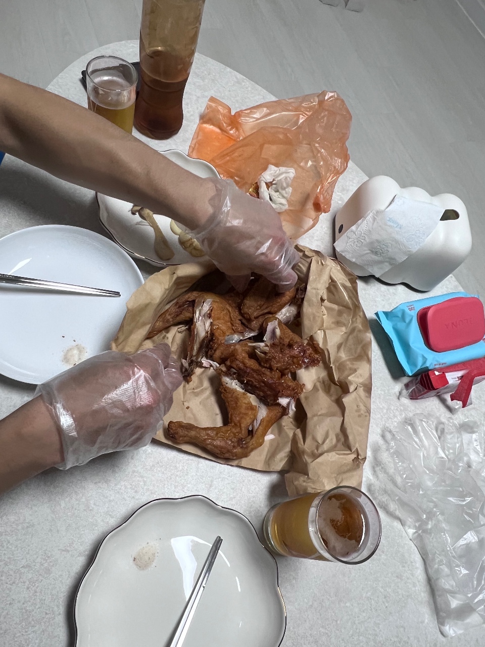 눈돌아가요🍗🍗🤤 췌킨