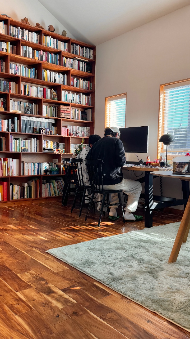 주말 오전의 파란집🏡💙