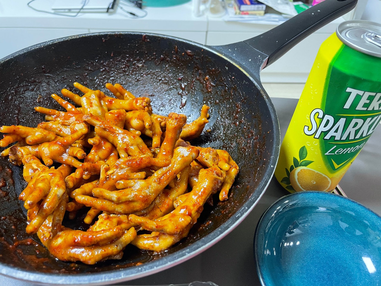 친구의 닭발 😋
