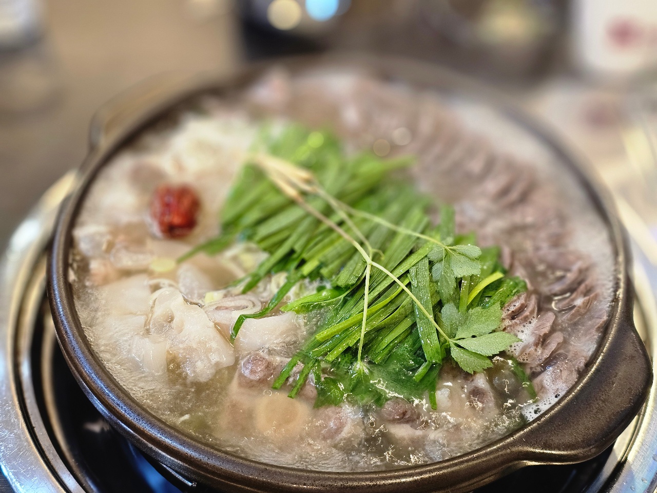 쌀쌀한 날씨엔 국물이 딱