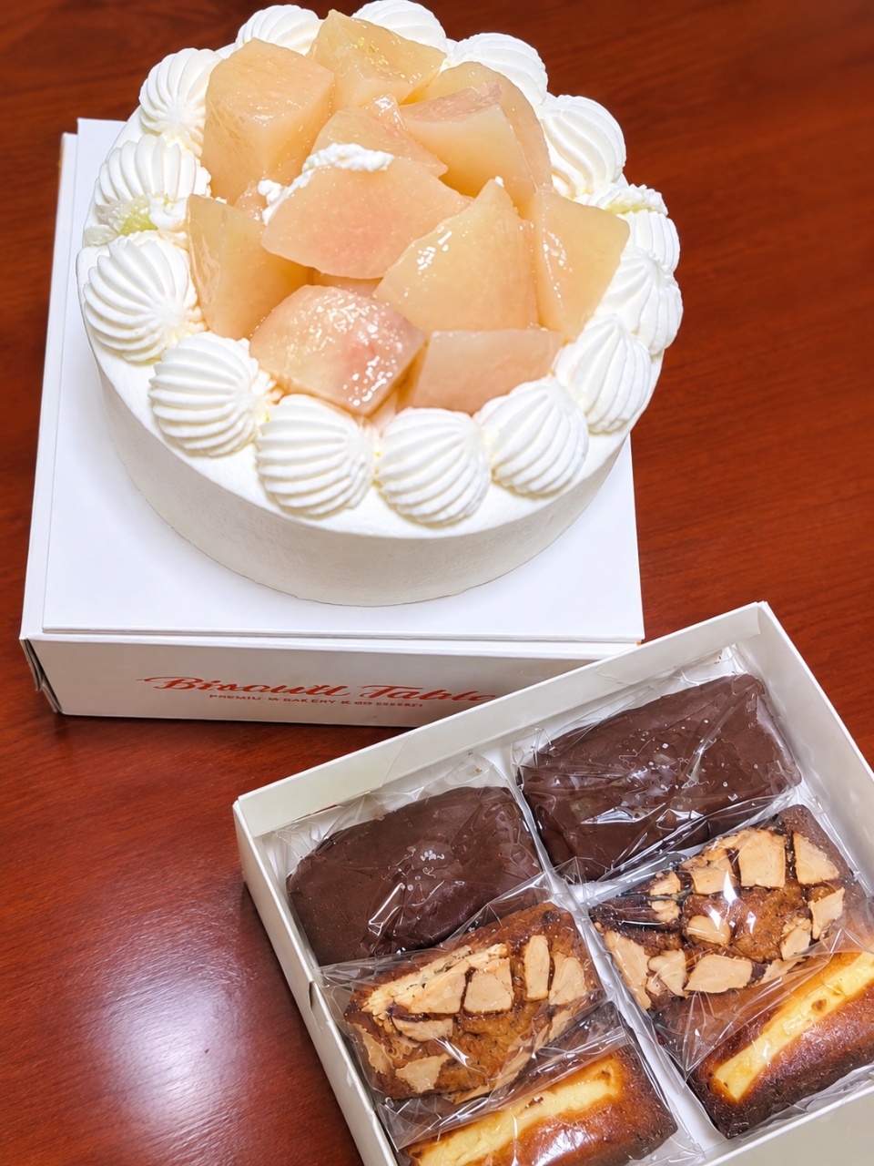 달콤한 디저트🍑🍰