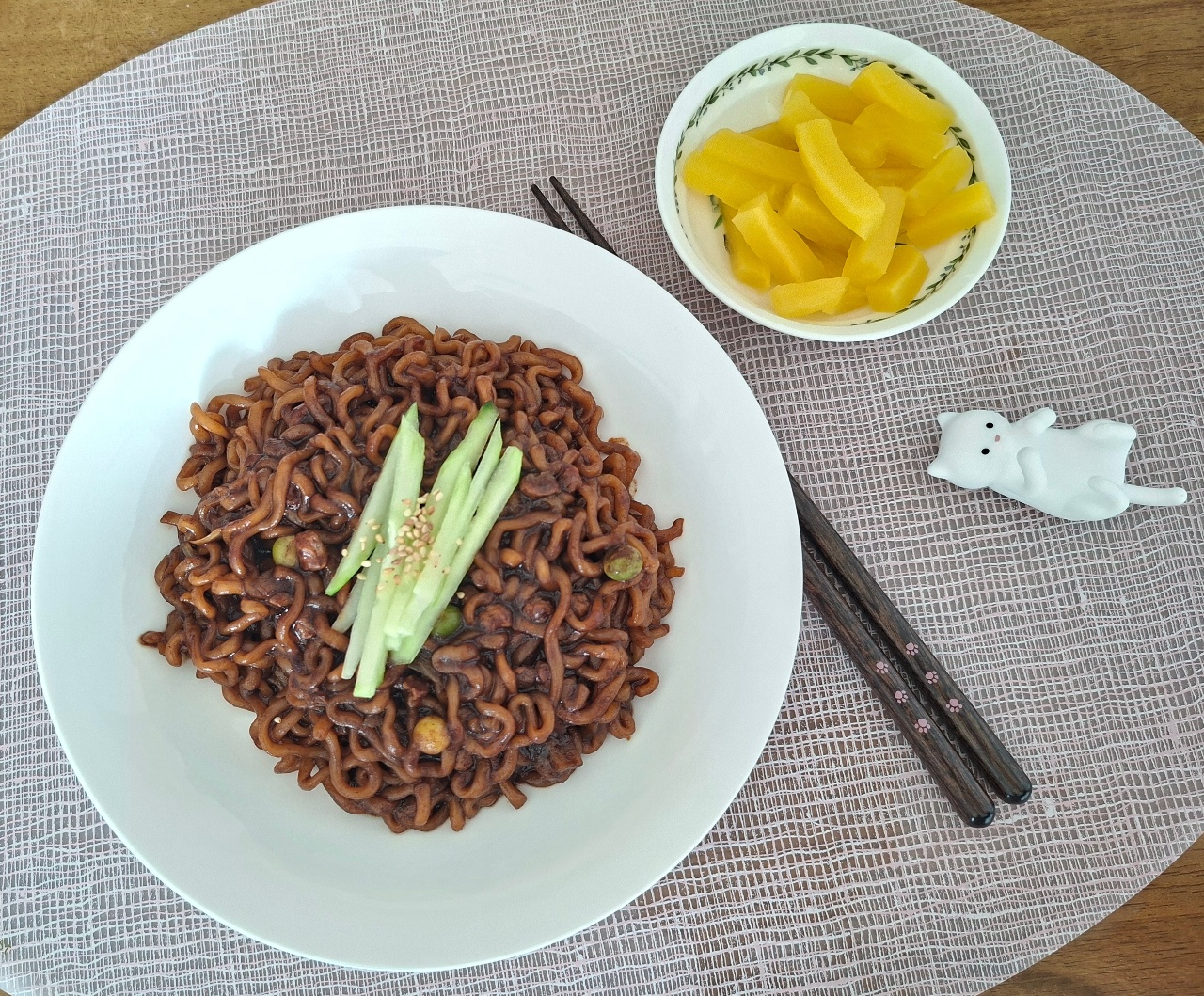 짜파게티는 못 참지🍲