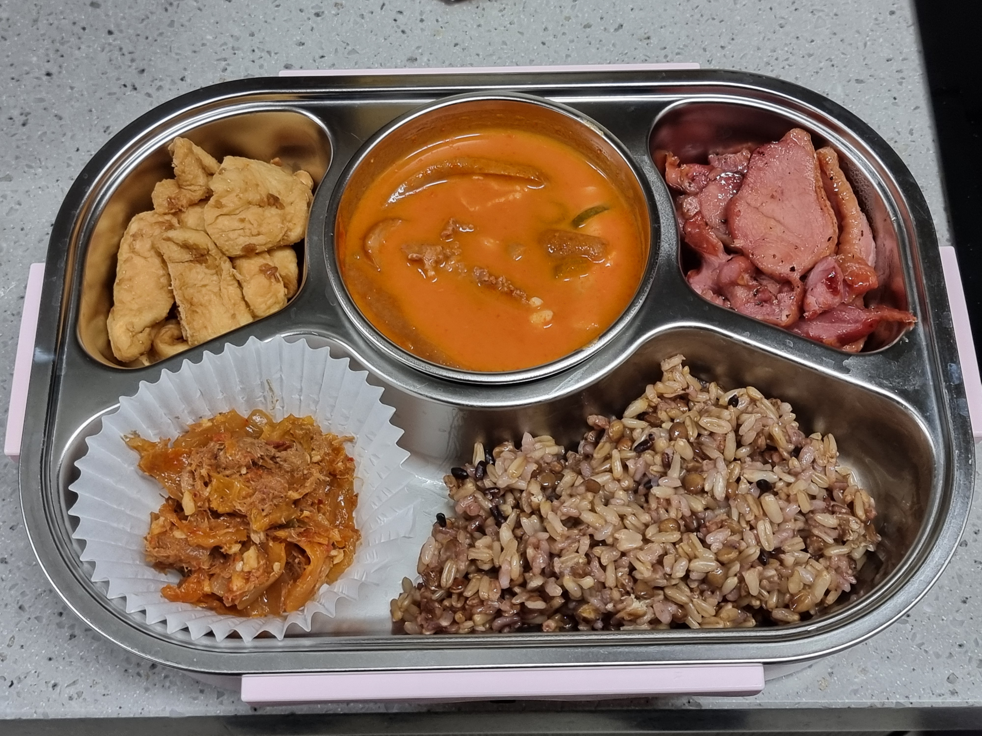 주말이 삭제됐어도 도시락은 싸야합니다