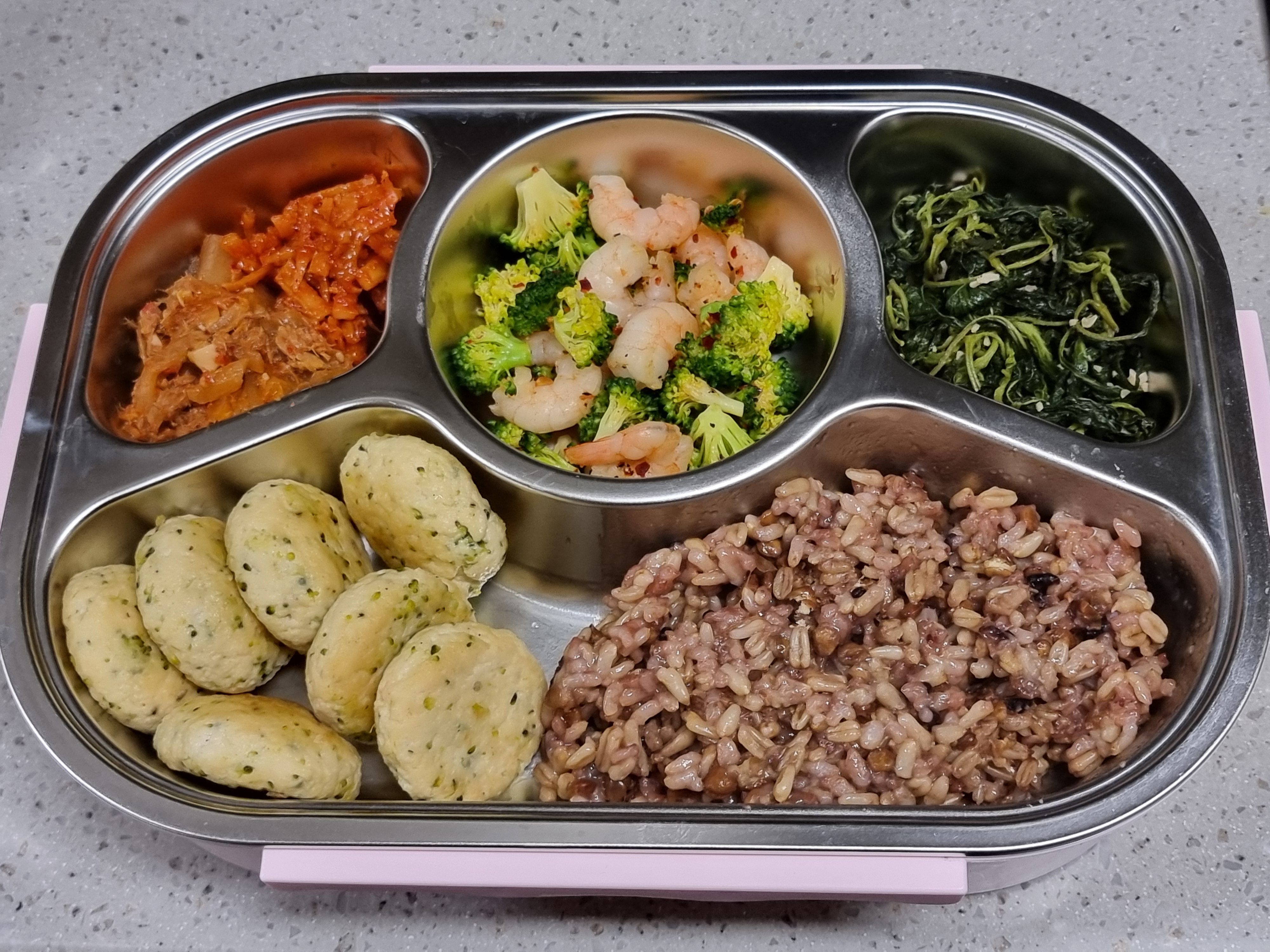 도시락 두 번 만 싸면 됩니다