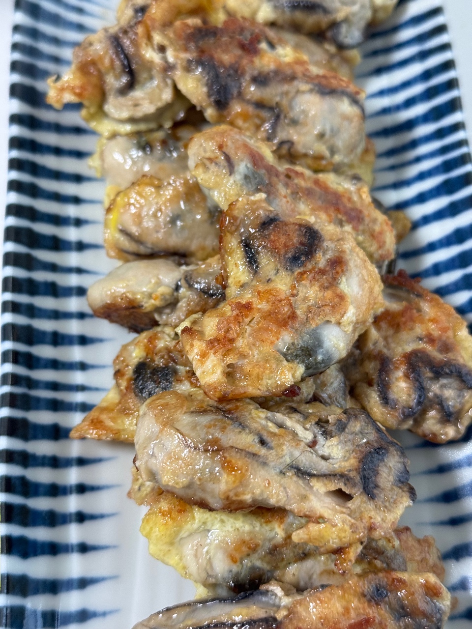 굴 전~~~드실래요?^^