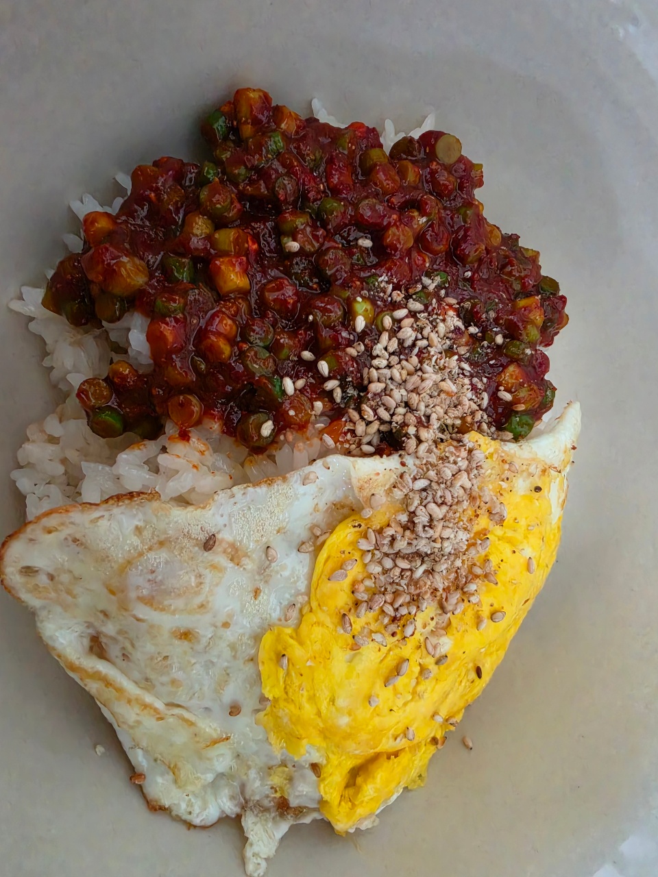 마늘쫑비빔밥!
