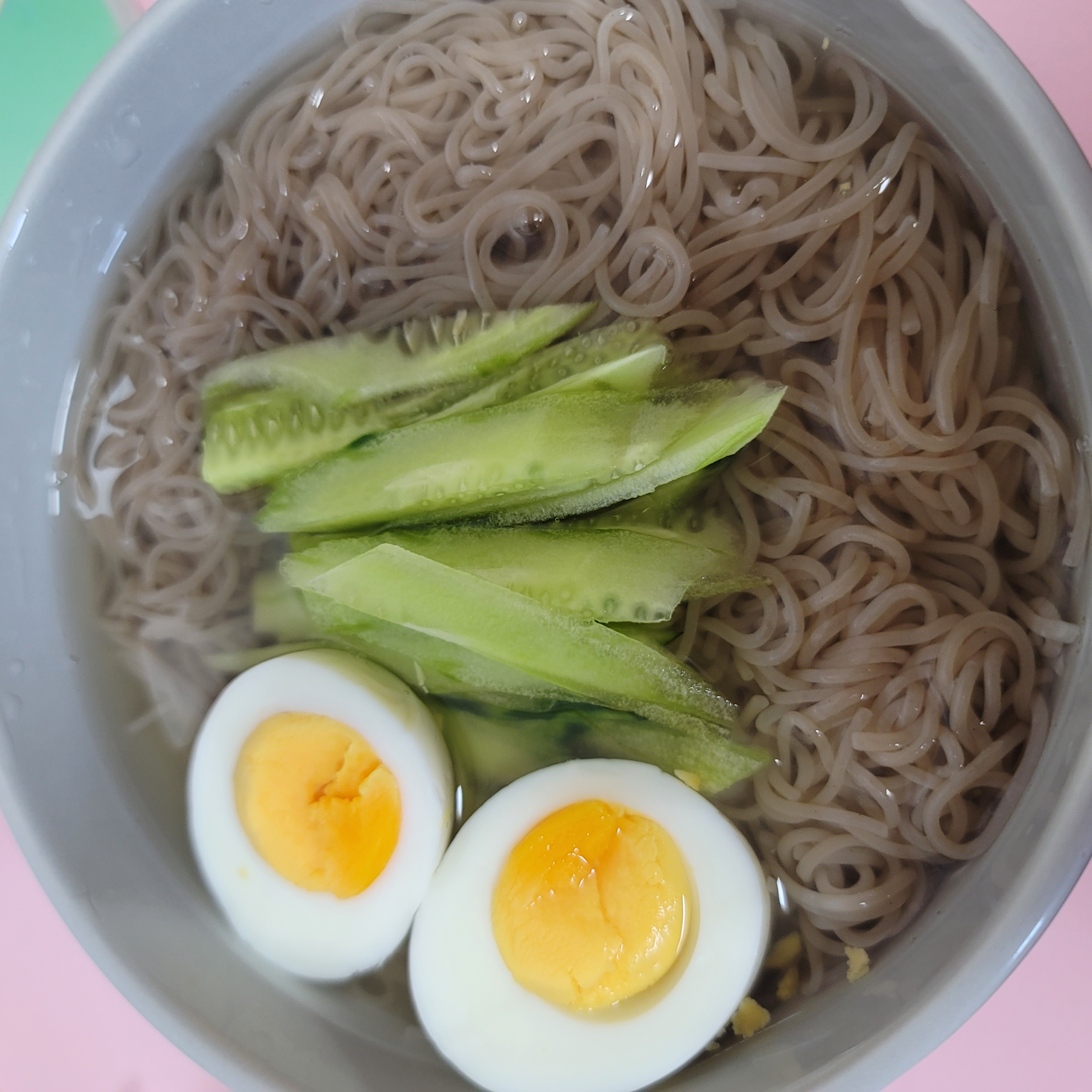아직도