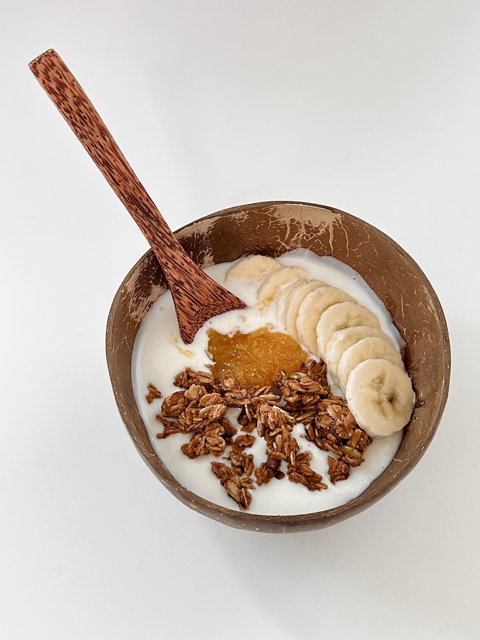 오늘은 그래놀라+바나나+요거트🍌🥛🥥