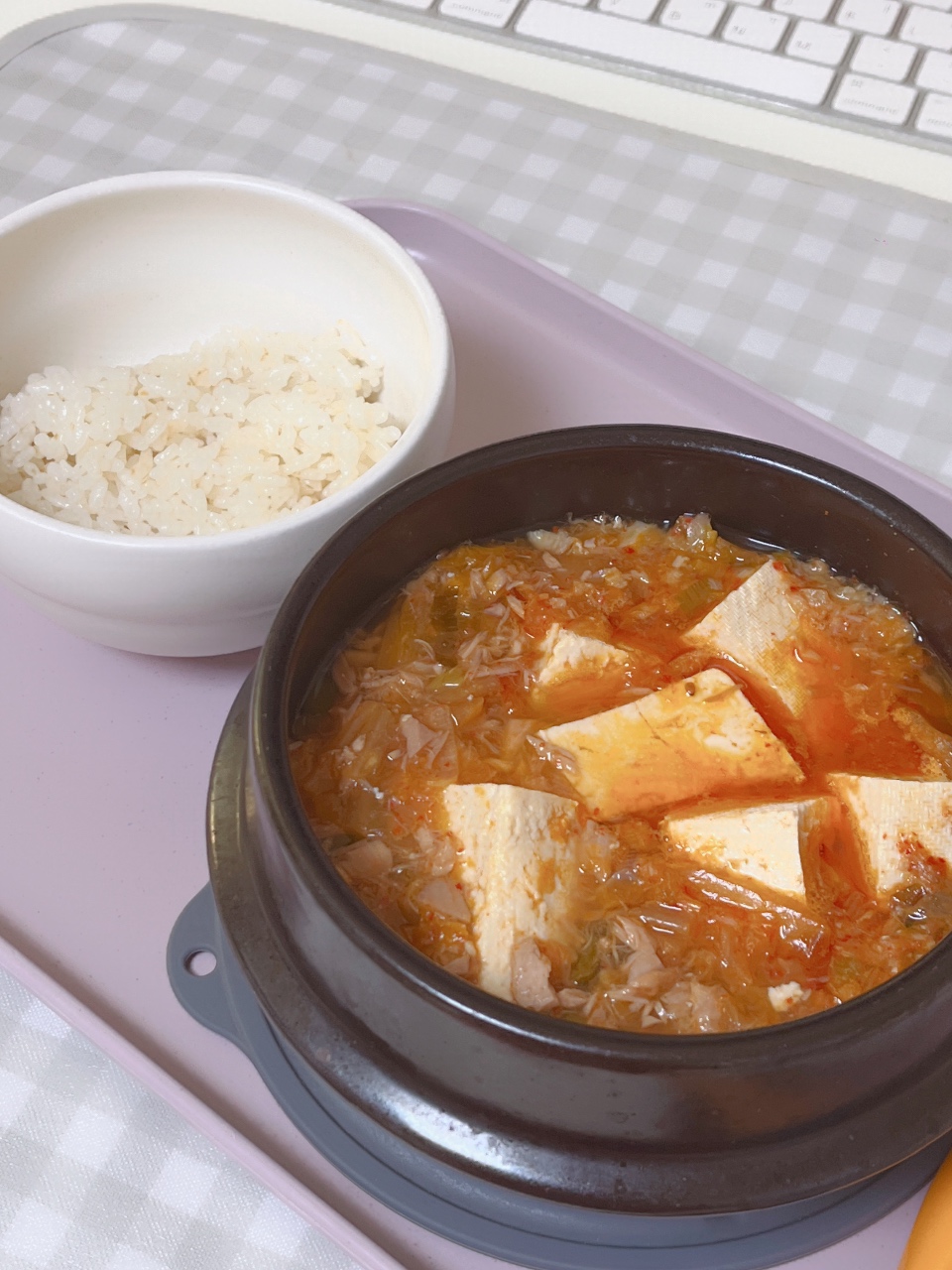 참치김치찌개에 빠짐😍