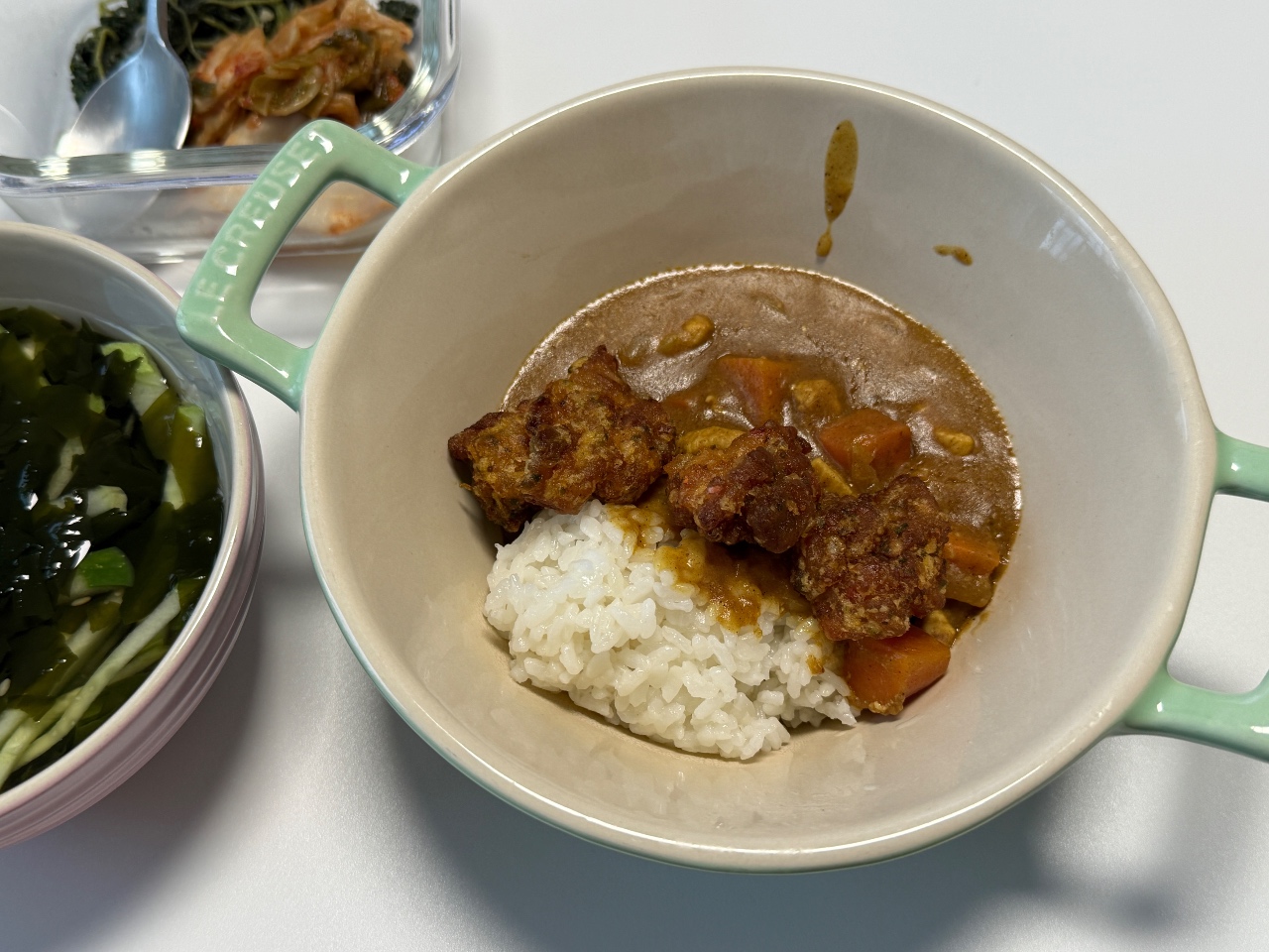 치킨카레를 먹어요