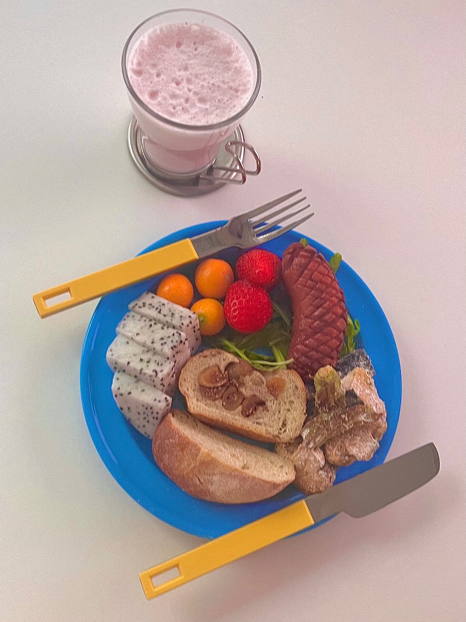 저렴해진 딸기로 🥛🍓딸기우유 🍓 🥛