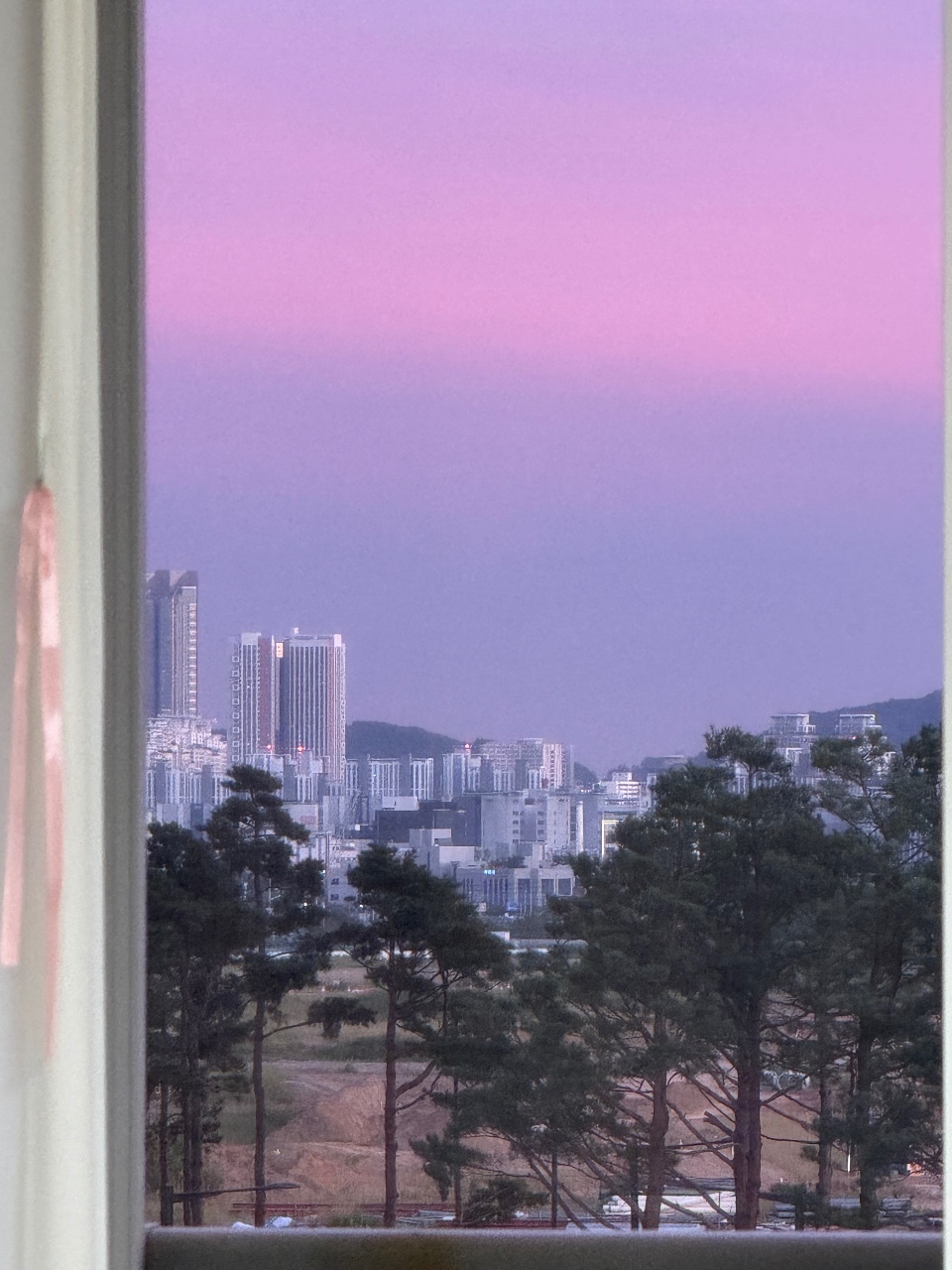 하늘이 예뻐서 한컷