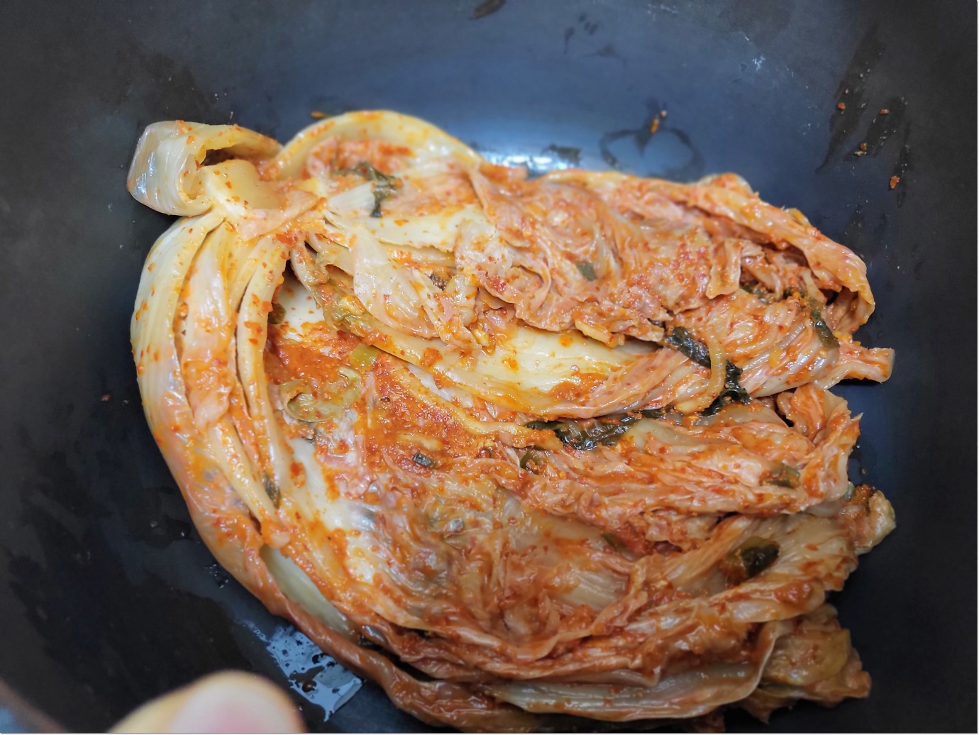 음식, 그릇, 요리된이(가) 표시된 사진 자동 생성된 설명